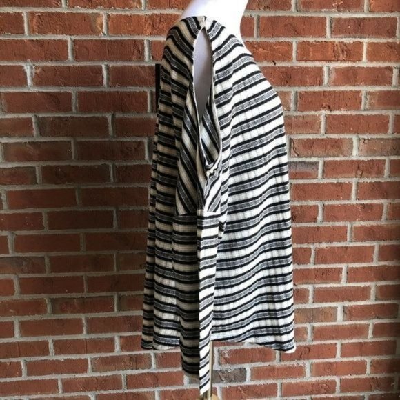 Apt. 9 Cold Shoulder Dolman Top Sweater - 1X - Picture 3 of 6